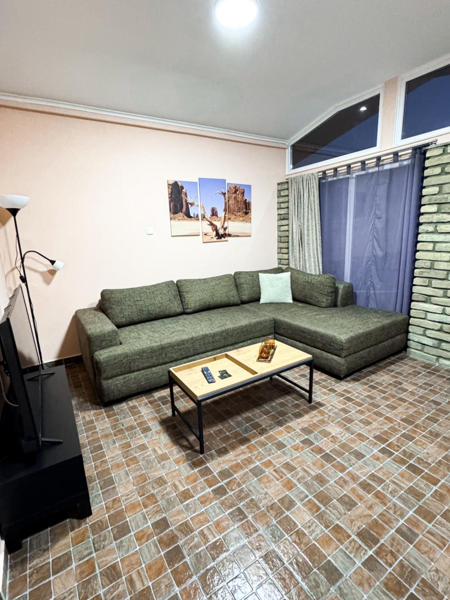 Kk Apartment Backa Topola Exterior photo